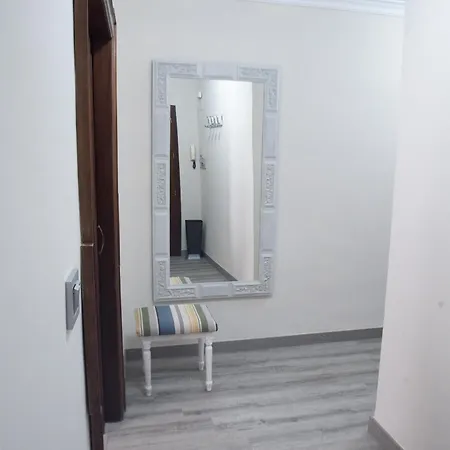 Molino Suites, Apto アパート ロンダ